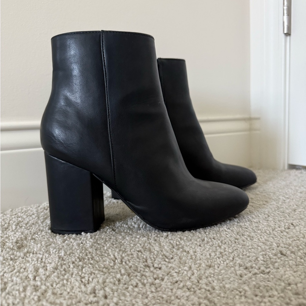 Black Faux Leather Ankle Boots Chunky Block Heel‎
